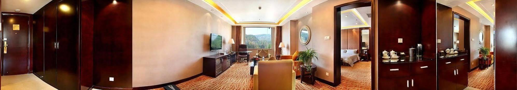 Phoenix Grand Hotel Fenghuang Exterior foto