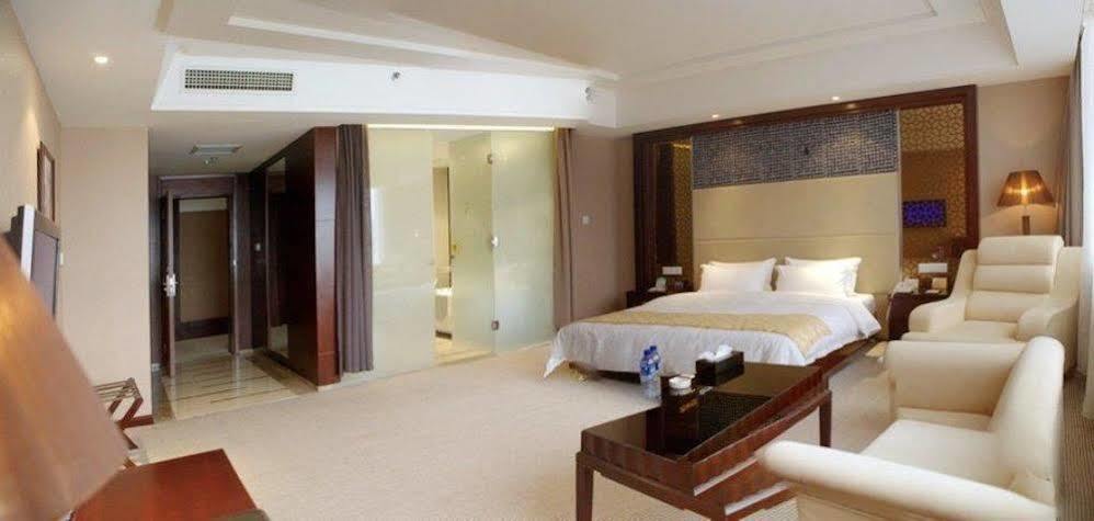 Phoenix Grand Hotel Fenghuang Exterior foto